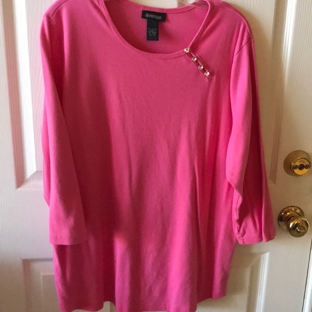 Pink top. Plus size